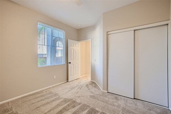 Building Photo - 4 BD/3 Ba Home with Three car attached gar...