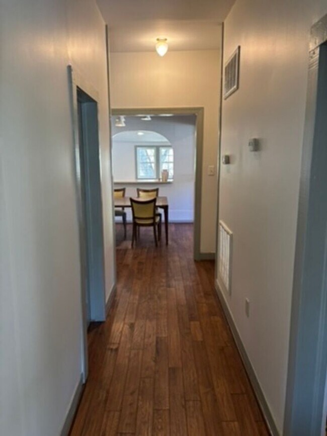 Building Photo - Rare Oasis: 2BR Home with Large Loft Area on 1.5 Acres Bordering National Forest and Fronting Dry...