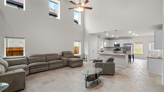 Building Photo - 22218 Delphin Grv Dr