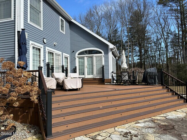Building Photo - 2 Timber Ln