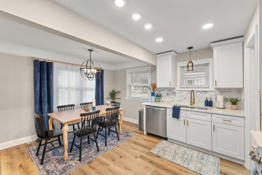 Building Photo - 6536 Lawnwood Ave