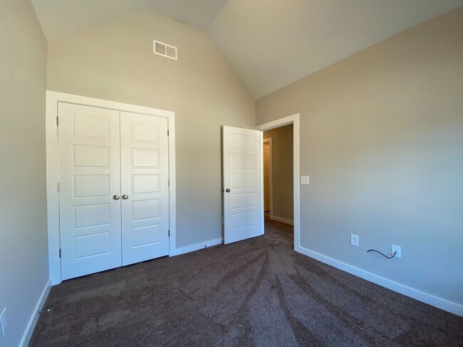 Building Photo - Home for Rent in Pinson, AL!!!! Available to View!