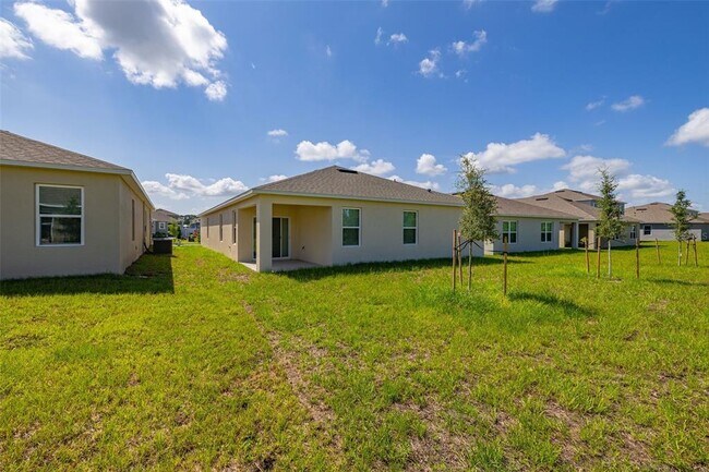 Building Photo - 2893 House Finch Rd