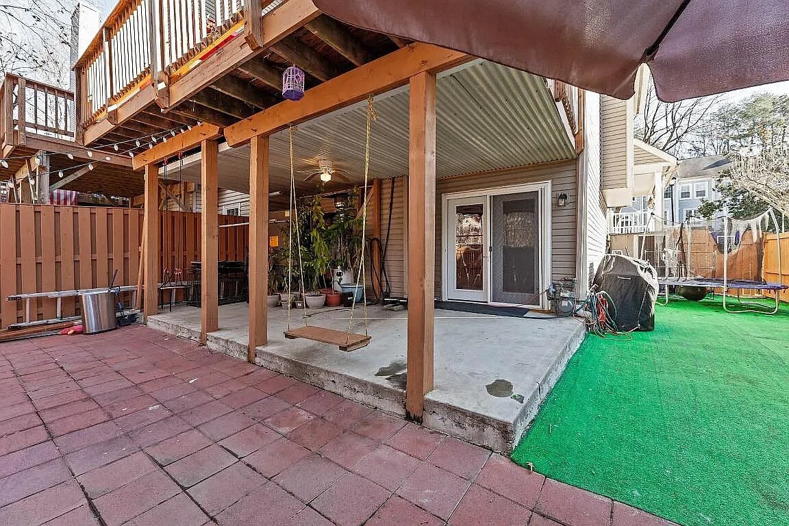 Building Photo - 8308 Southern Oaks Ct