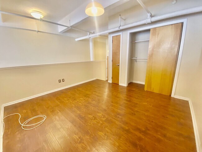 Building Photo - 1230 Arch St