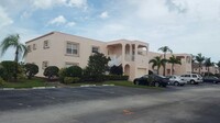 Building Photo - 2082 SE Wild Meadow Cir