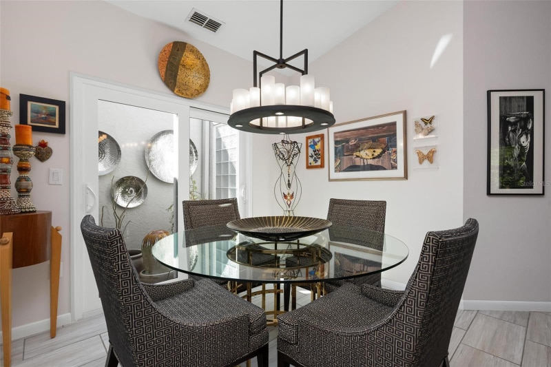 Building Photo - 226 Chartley Ct N