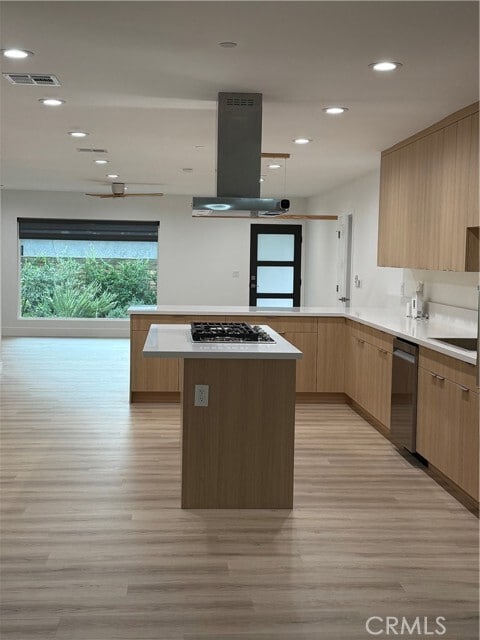 Building Photo - 14626 Morrison St