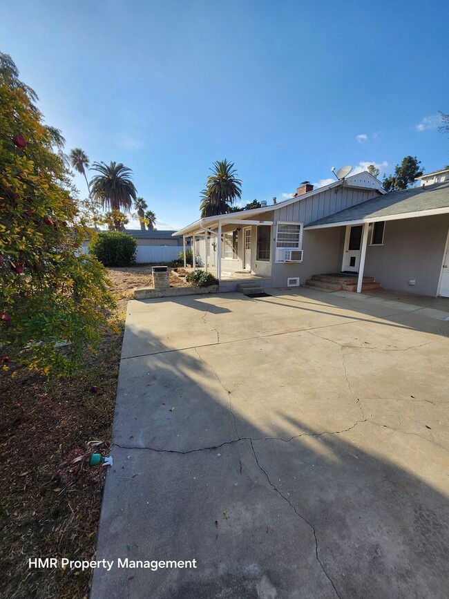 Building Photo - Ranch Style  home In Rancho Cucamonga.