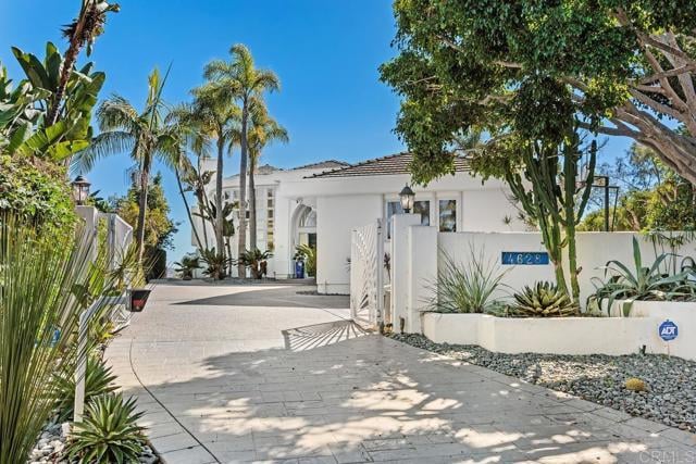 Building Photo - 4628 Rancho Reposo