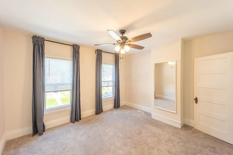 Building Photo - 582 Gilbert St