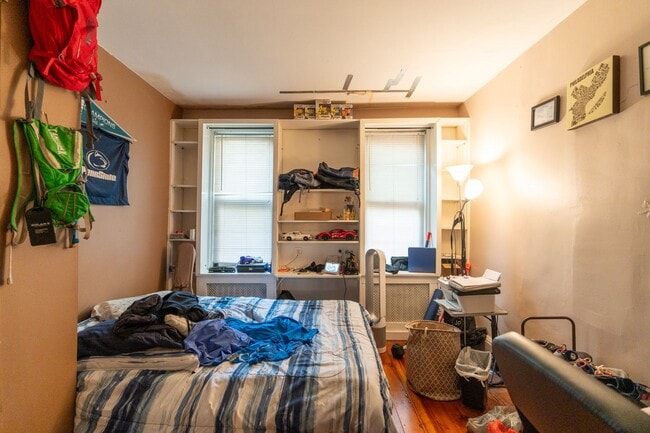 Building Photo - Pennsport 1st fl one bedroom
