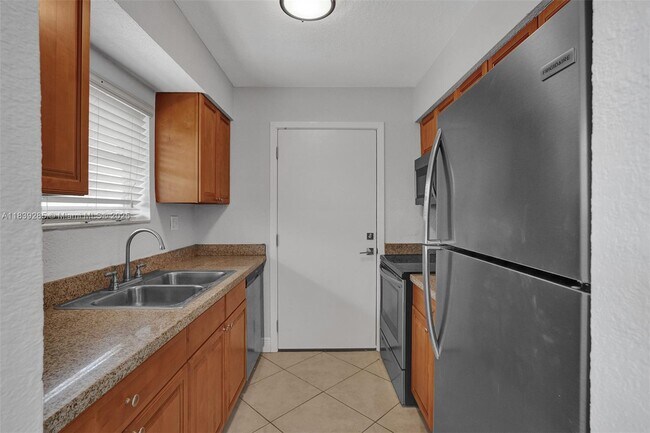 Building Photo - 8475 SW 94th St