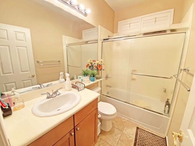 Building Photo - 1715 Salamoni Ct