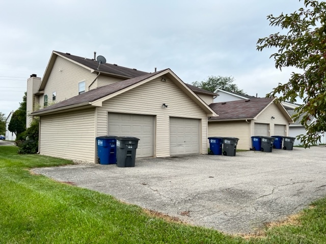 Building Photo - 5802 Ryewyck Dr