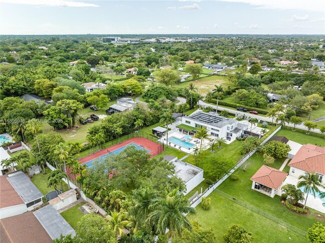 Building Photo - 11531 SW 93rd St