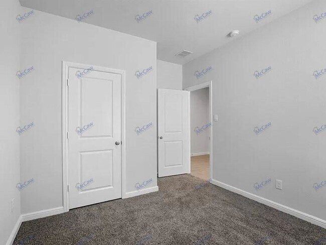 Building Photo - 5229 Boulder Vly Dr