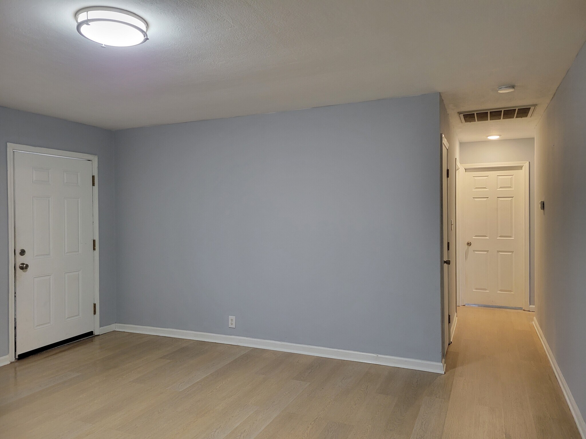 Building Photo - 7404 E 34th Plz