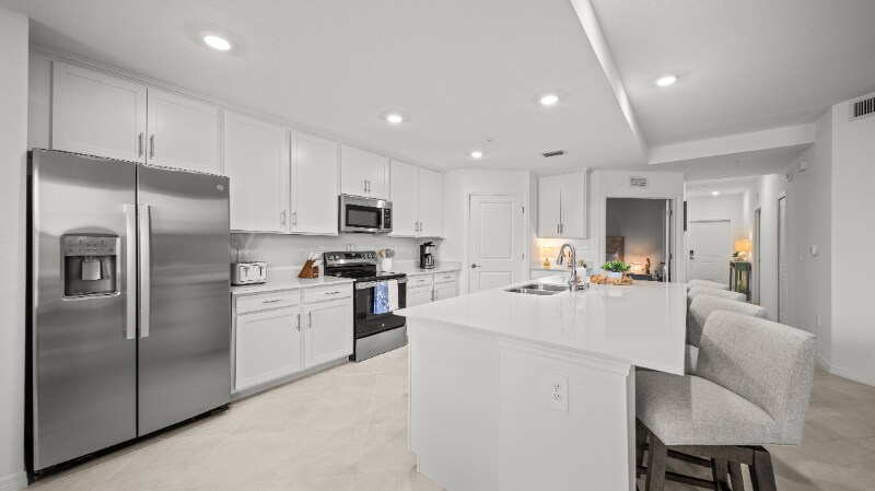 Building Photo - 14221 Heritage Landing Blvd