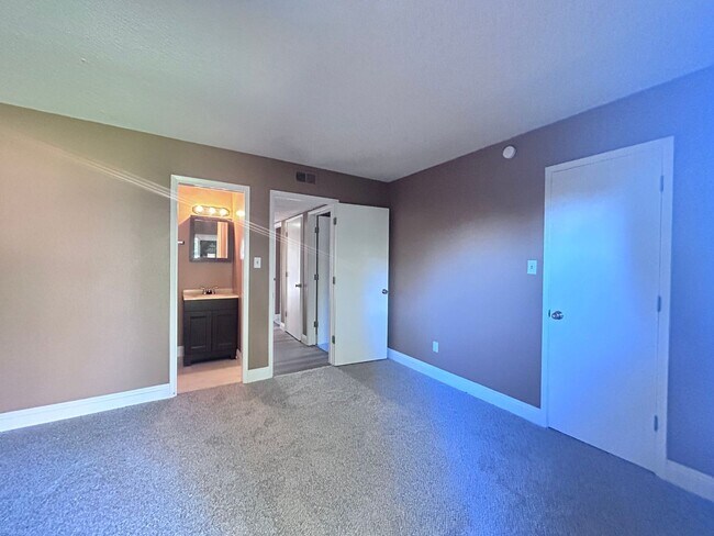 Building Photo - 9137-9139 Tuolumne Drive