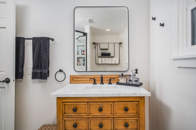 Building Photo - 40608 102nd Pl