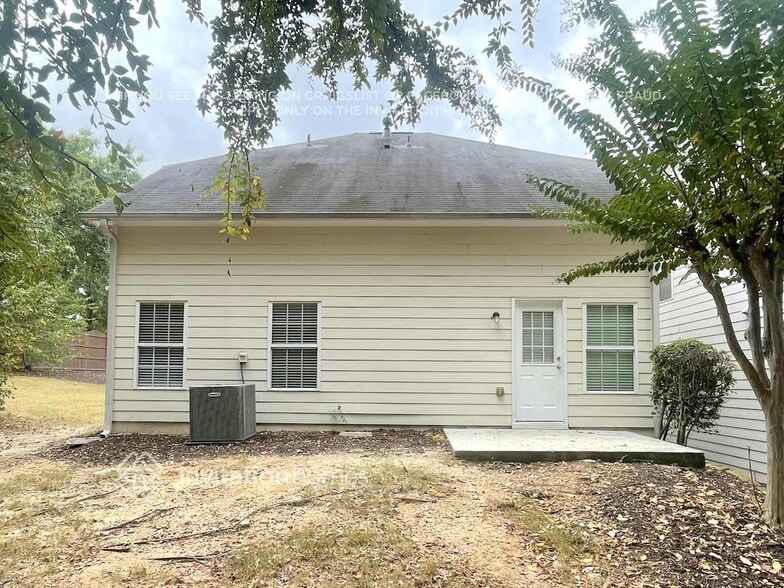 Building Photo - 2136 Appaloosa Way