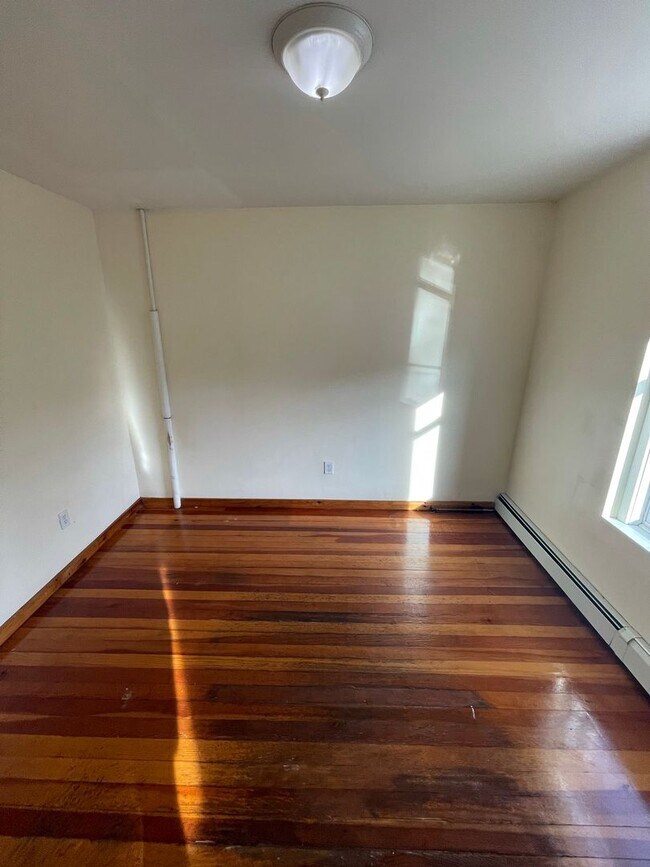 Building Photo - 1441tre