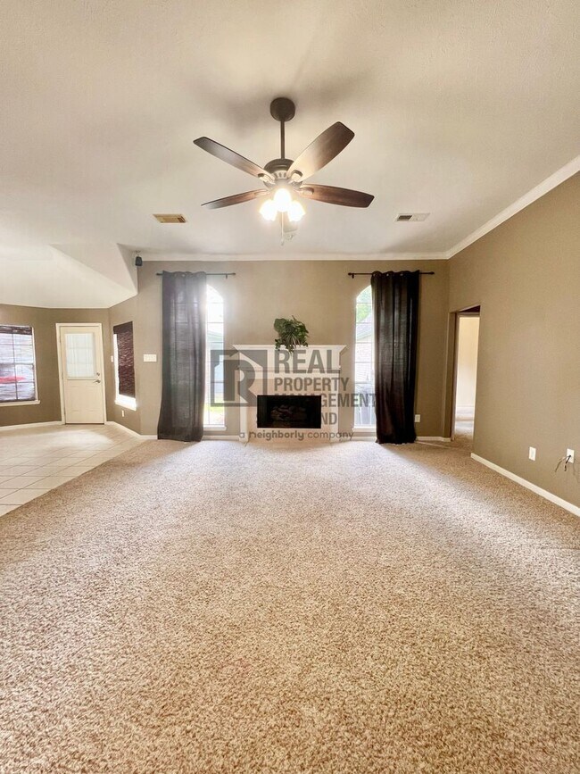 Building Photo - 5103 Plantation Colony Dr