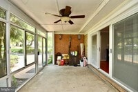 Building Photo - 10612 Anita Dr