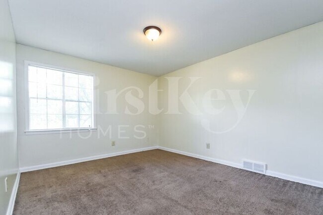 Building Photo - 3668 Arsenal St