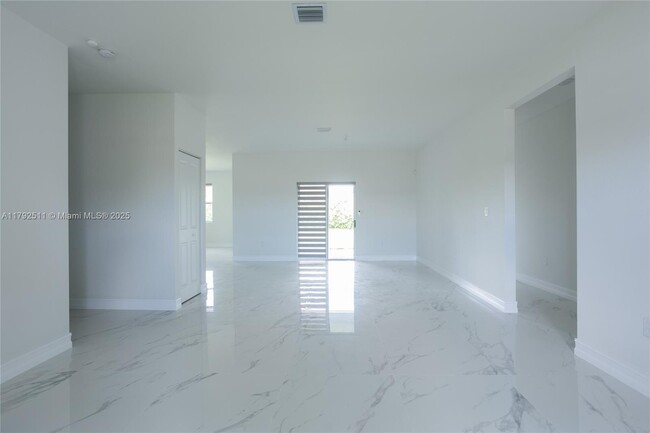 Building Photo - 21040 SW 127th Pl
