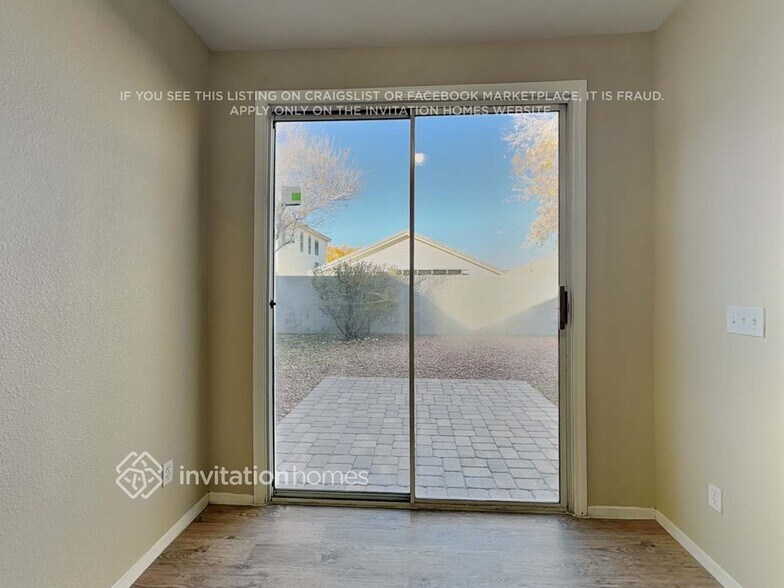 Building Photo - 8840 Crooked Shell Ave