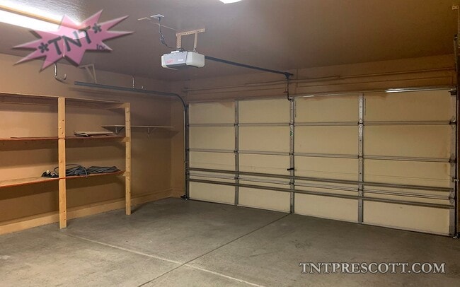 Building Photo - Home in Prescott Valley