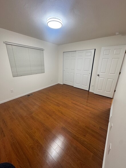 Building Photo - 917 N Dorothea Way