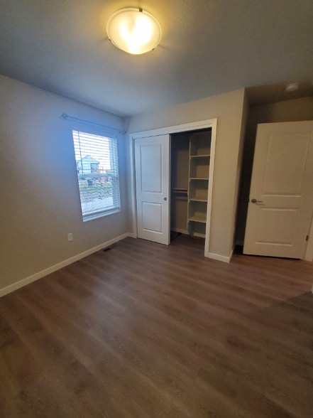 Building Photo - 2001 Good Hearted Pl