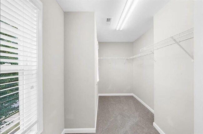 Building Photo - 1237 Fischer Trace