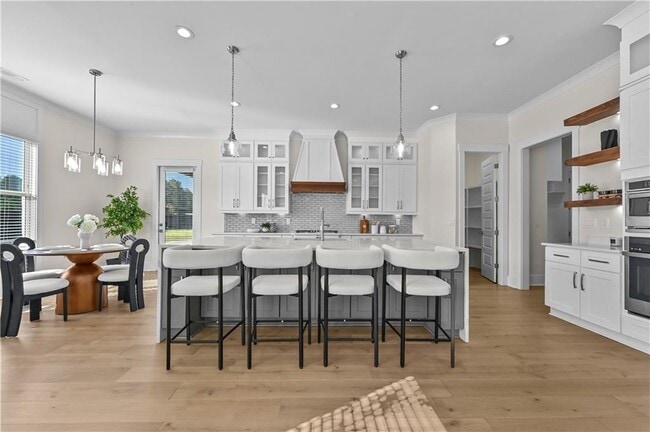 Building Photo - 3488 Hamilton Mill Rd