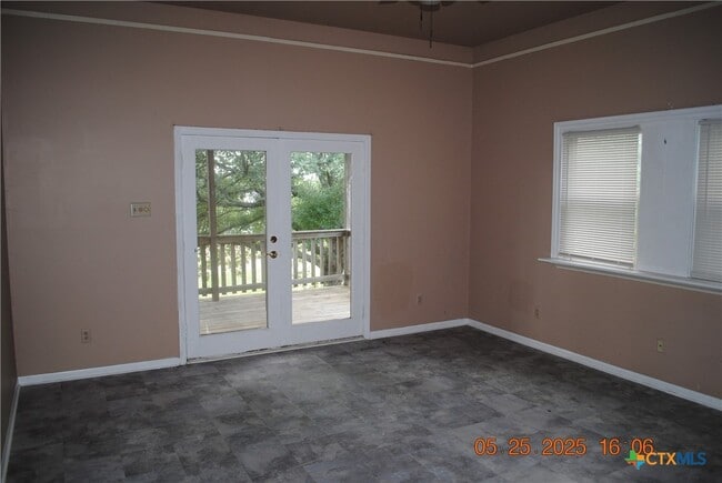 Building Photo - 817 Santa Maria Rd