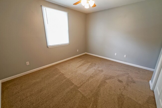 Building Photo - 2143 Delta Way