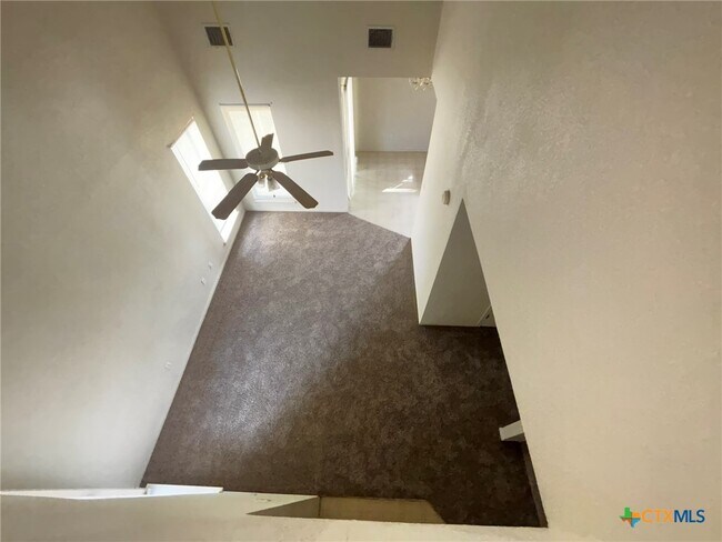 Building Photo - 308 Deloris Dr