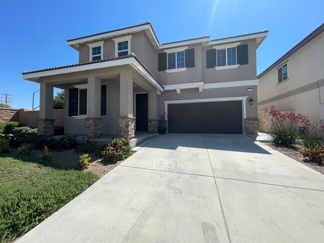 Primary Photo - 5-Bedroom Home, Including In-Law Suite, in...