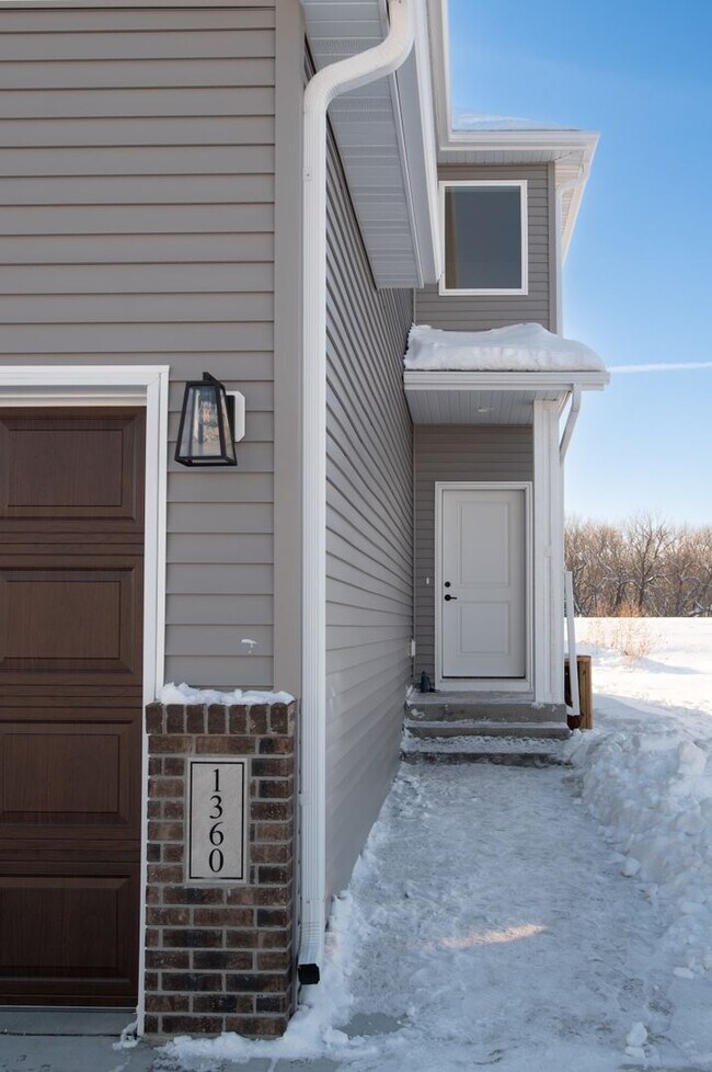 Building Photo - 1360 Goldenwood Dr