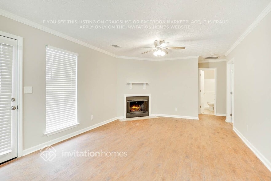 Building Photo - 686 Thomasville Blvd SE