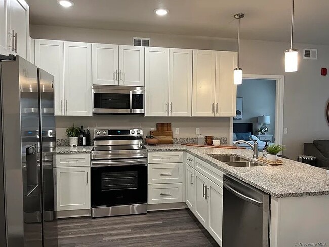 Building Photo - 1411 Richard Martin Dr