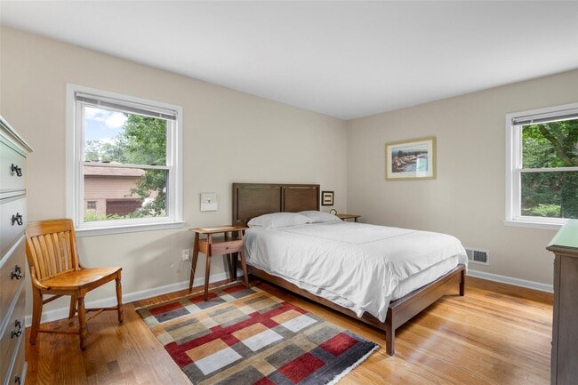 Building Photo - 50 Puritan Dr