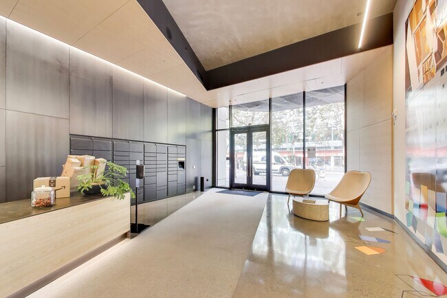 Building Photo - 960 Market St