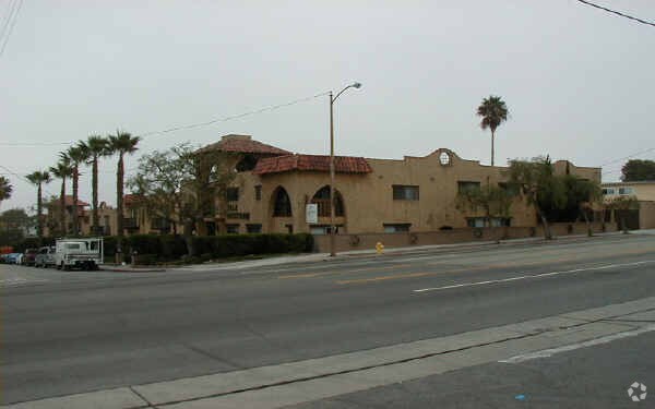 Primary Photo - Villa Capistrano