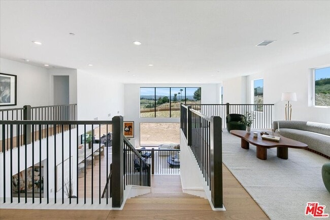 Building Photo - 22810 Seaqua Cir