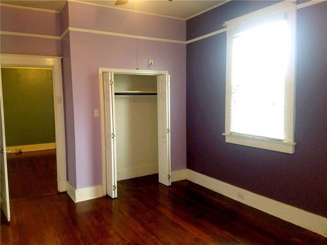 Building Photo - 1021 Nunez St