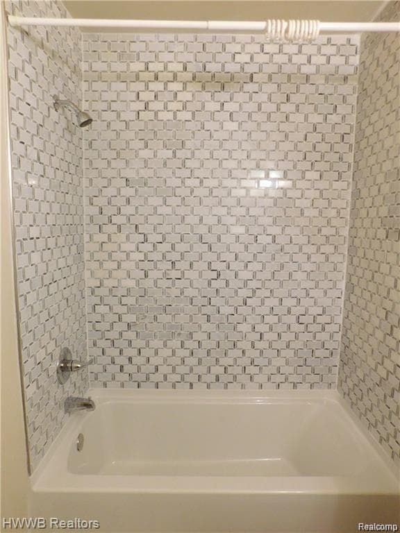 Building Photo - 805 Plate St